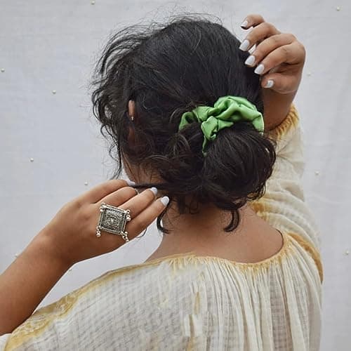 Refined title: Michooyel 3-Pack Mulberry Silk Hair Scrunchies for Women