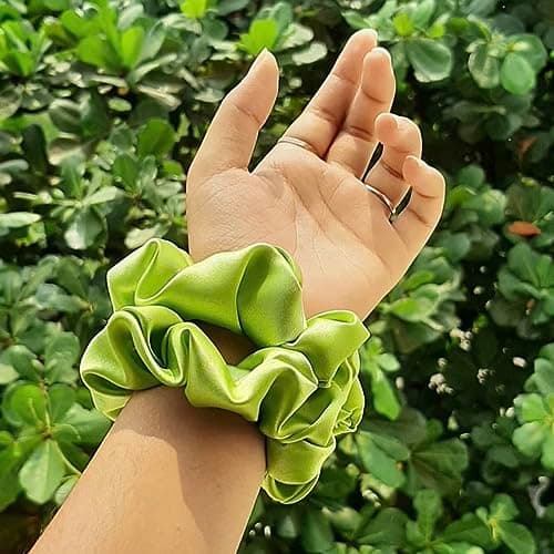 Refined title: Michooyel 3-Pack Mulberry Silk Hair Scrunchies for Women